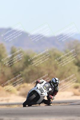 media/Nov-02-2025-CVMA (Sun) [[337aff29ab]]/Race 8-Formula Lightweight Twins Shootout/